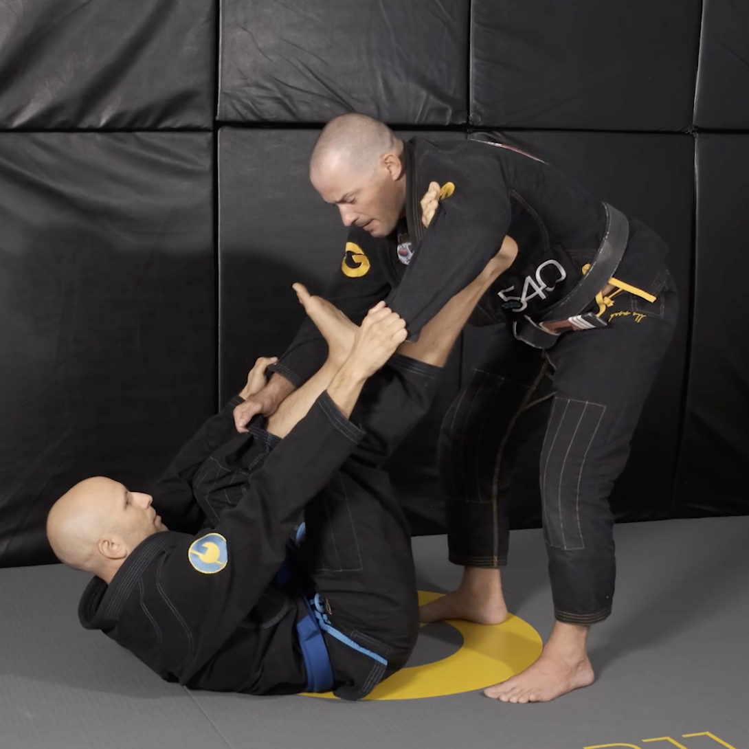 3 Ways to Pass the Spider Guard